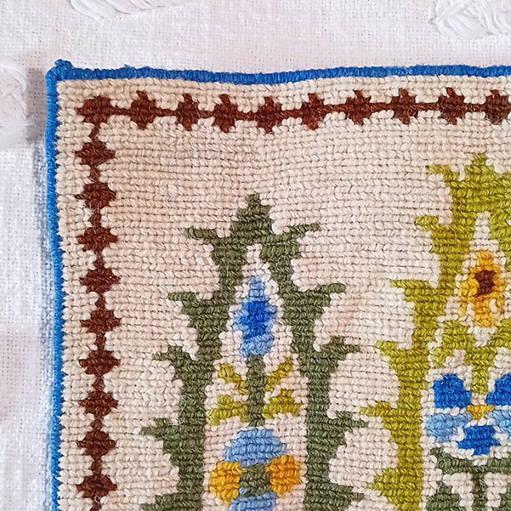 Needlepoint Pillow/Decor Hand Made In Greece 🇬🇷 - Picture 2 of 12